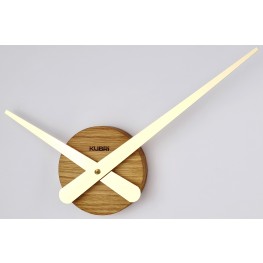 Minimalistické dubové hodiny české výroby 0013